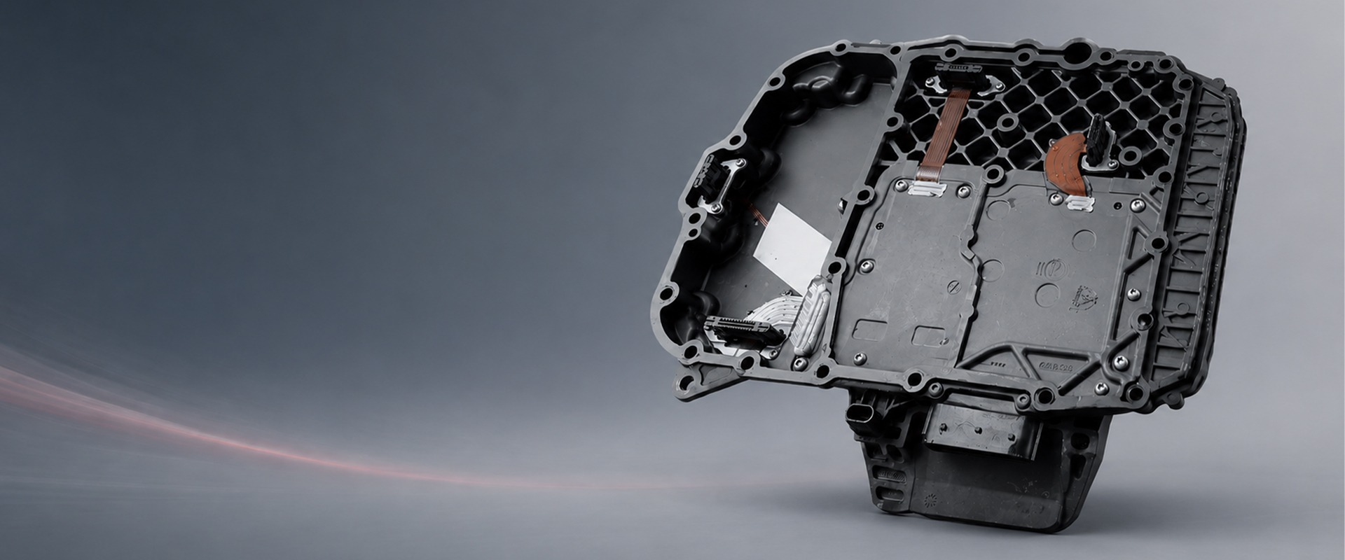 Centralina cambio automatico per veicoli Iveco e DAF con trasmissione TraXon: gestione innesto marce, attuatori, segnali e diagnostica sistema 1358298004